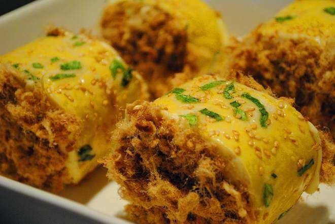 我的肉松面包里的肉松呢？